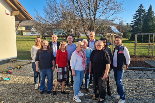 Die Vorstandschaft mit den Jubilaren aus dem Jahr 2025 Die Vorstandschaft mit den Jubilaren aus dem Jahr 2025