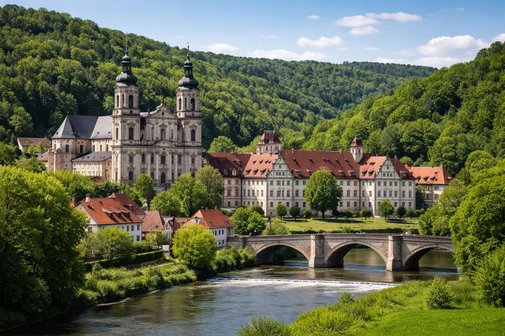 Kloster Schöntal Kloster Schöntal. Im Vordergrund Fluss mit Brücke